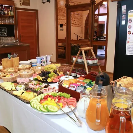 Koruna Hotel 3*