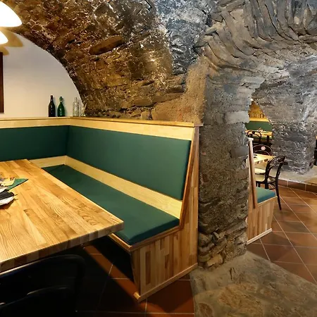 Hotel Koruna 3*