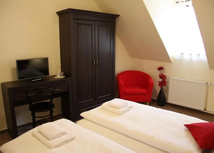 Koruna Hotel 3*